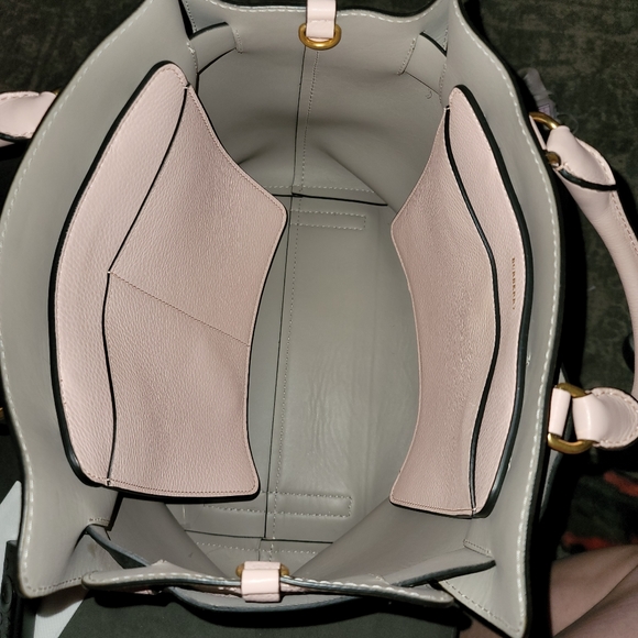 👛 BURBERRY BELTED BAG - Picture 6 of 14